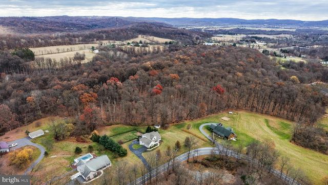 139 LINK RD, Fleetwood, PA 19522