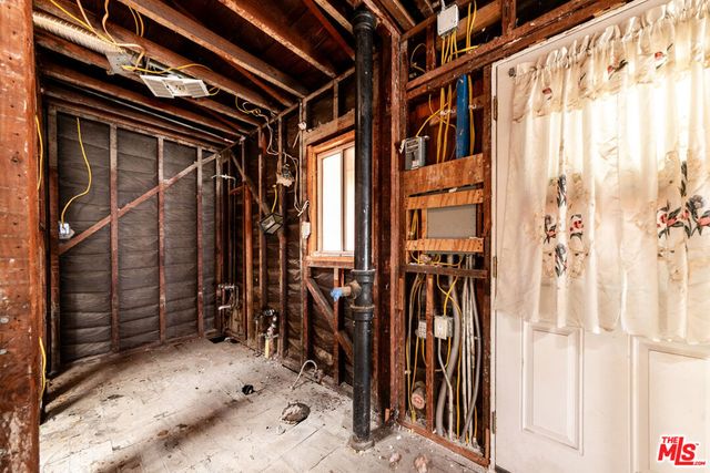 1632 Echo Park Avenue, Los Angeles, CA 90026