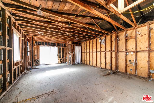 1632 Echo Park Avenue, Los Angeles, CA 90026