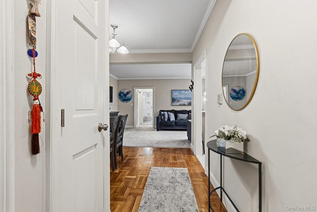 210 Pelham Road 6E, New Rochelle, NY 10805