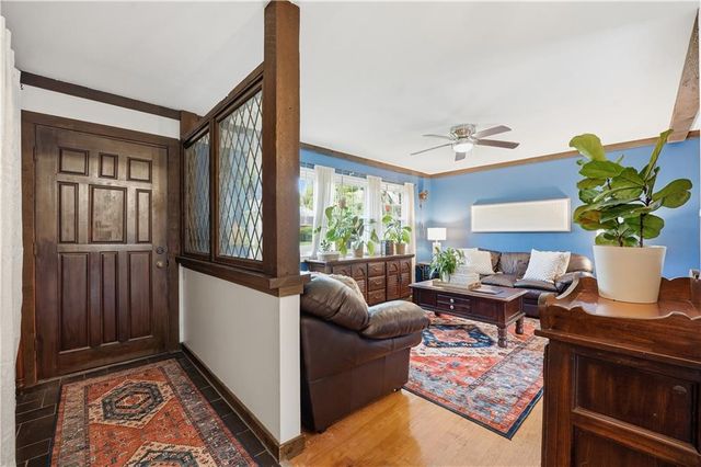 6320 W 93rd Terrace, Overland Park, KS 66212