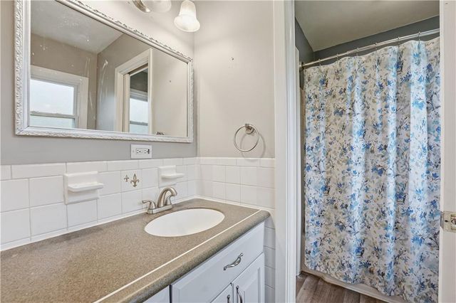 6320 W 93rd Terrace, Overland Park, KS 66212