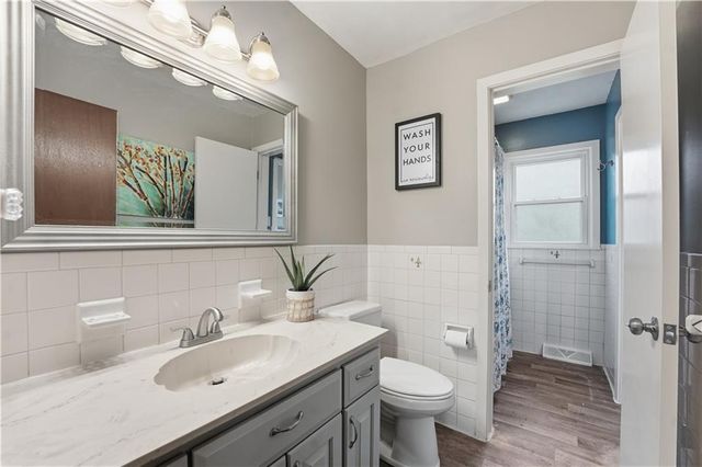 6320 W 93rd Terrace, Overland Park, KS 66212