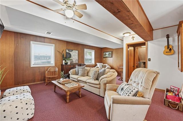 6320 W 93rd Terrace, Overland Park, KS 66212