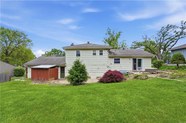 6320 W 93rd Terrace, Overland Park, KS 66212