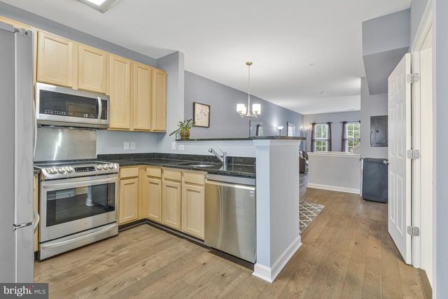 22773 FOUNTAIN GROVE SQ, Brambleton, VA 20148