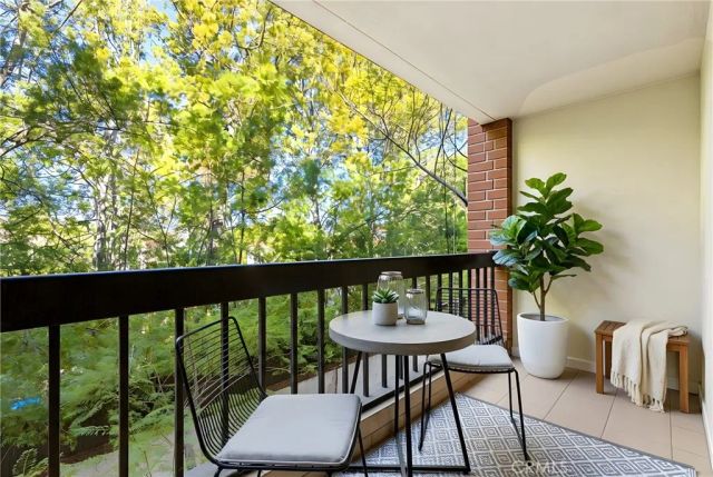 4477 Wilshire Boulevard 202, Los Angeles, CA 90010