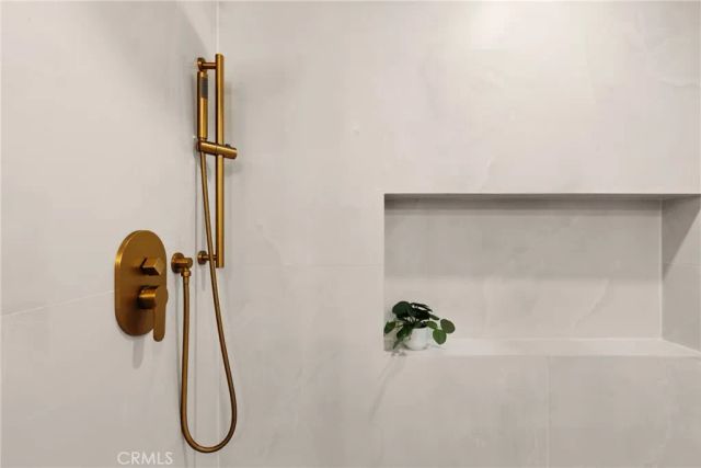 4477 Wilshire Boulevard 202, Los Angeles, CA 90010