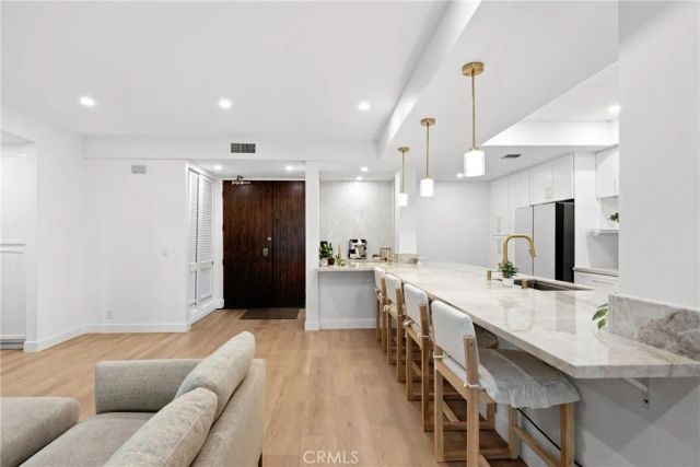 4477 Wilshire Boulevard 202, Los Angeles, CA 90010