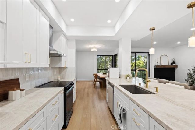 4477 Wilshire Boulevard 202, Los Angeles, CA 90010