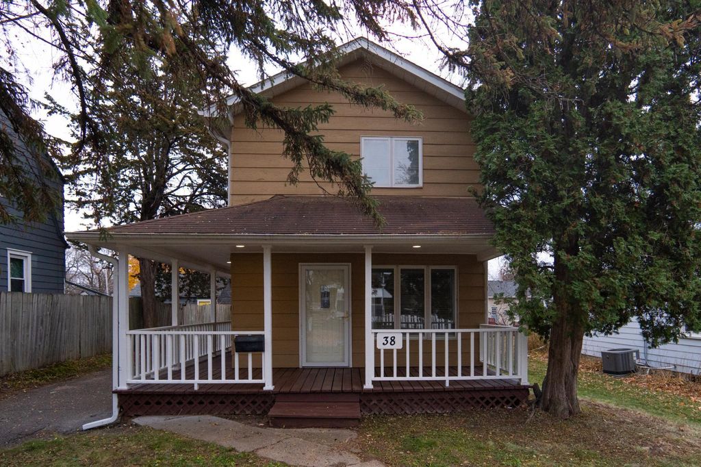 38 Winona Street W, Saint Paul, MN 55107