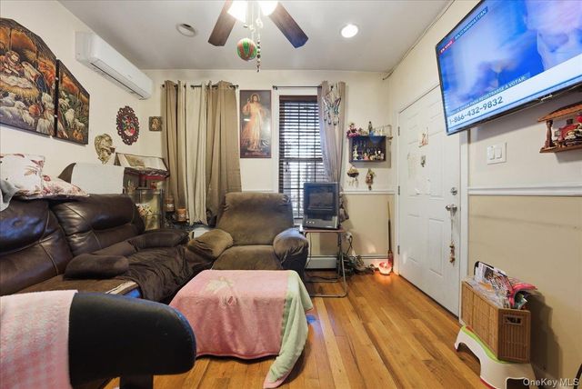 1268 Findlay Avenue, Bronx, NY 10456