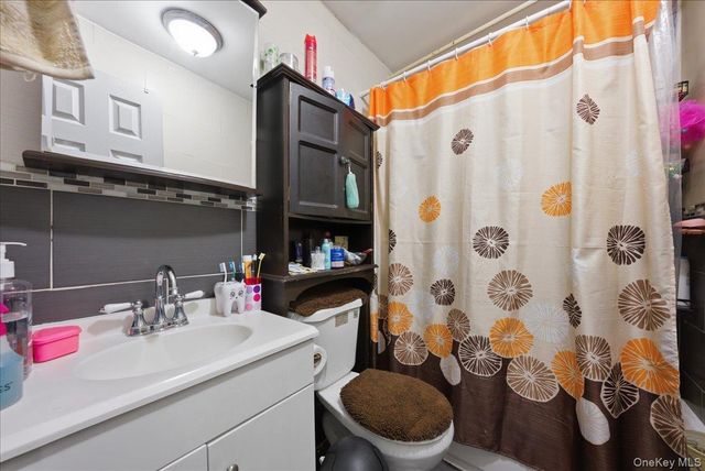 1268 Findlay Avenue, Bronx, NY 10456