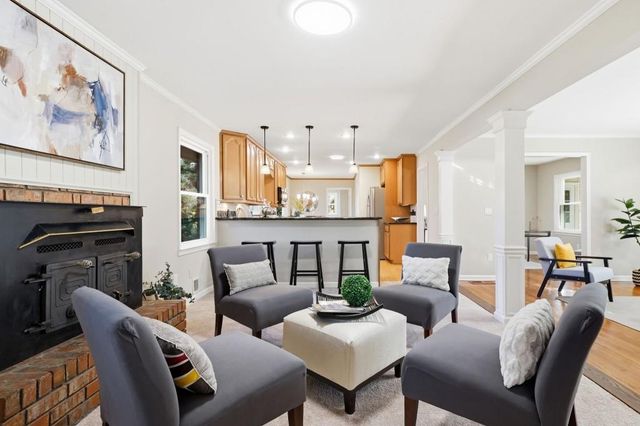 3024 Country Squire Lane, Decatur, GA 30033