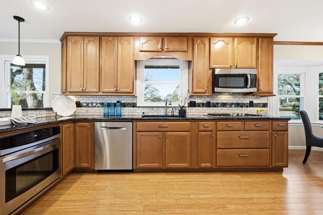 3024 Country Squire Lane, Decatur, GA 30033