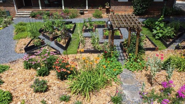 3024 Country Squire Lane, Decatur, GA 30033