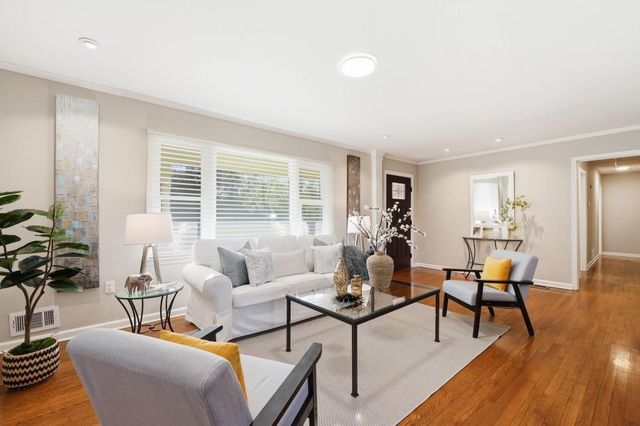 3024 Country Squire Lane, Decatur, GA 30033