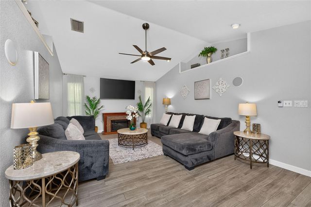 8007 ESTATES DRIVE, North Port, FL 34291