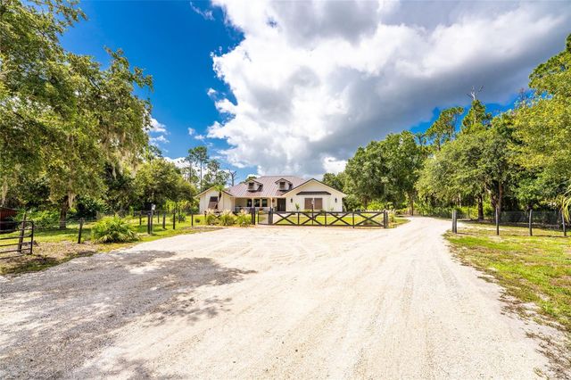 8007 ESTATES DRIVE, North Port, FL 34291