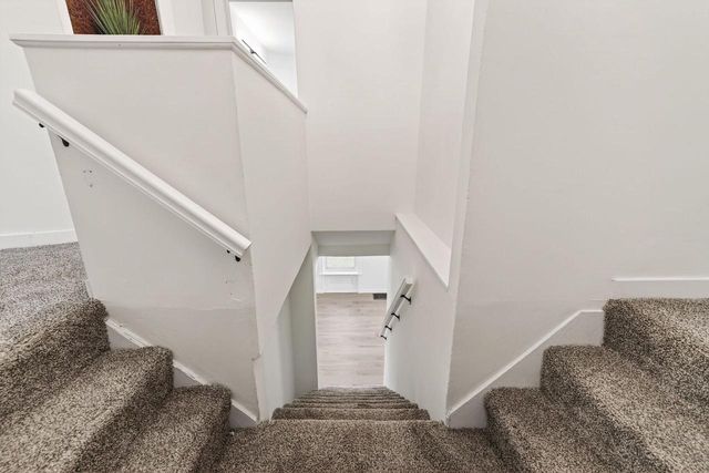 129 W Oak Grove Street, Juneau, WI 53039