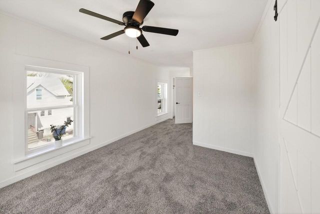 129 W Oak Grove Street, Juneau, WI 53039