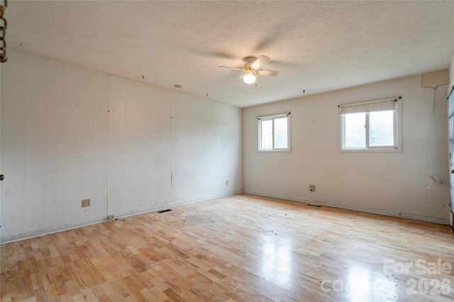 3016 Longwood Drive, Shelby, NC 28152