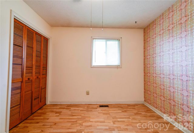 3016 Longwood Drive, Shelby, NC 28152