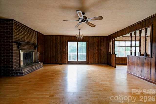 3016 Longwood Drive, Shelby, NC 28152