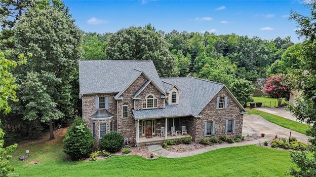 618 Wigeon Drive, Greensboro, NC 27455