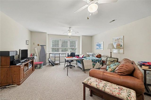 618 Wigeon Drive, Greensboro, NC 27455