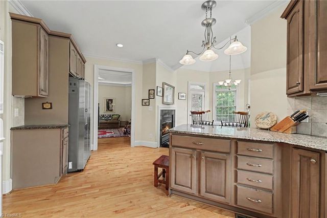 618 Wigeon Drive, Greensboro, NC 27455