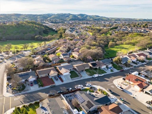 1635 Wade, Paso Robles, CA 93446