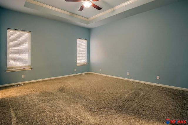 724 Villa Plaza, Papillion, NE 68046