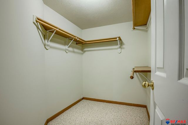 724 Villa Plaza, Papillion, NE 68046