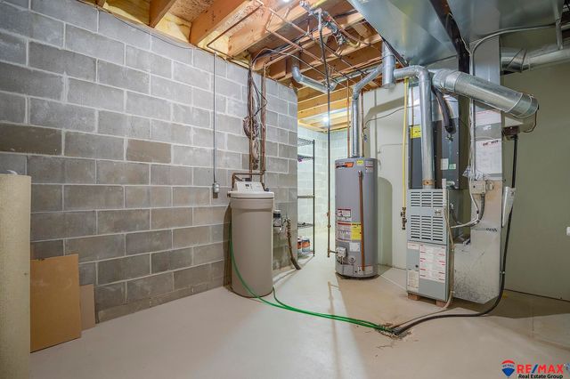 724 Villa Plaza, Papillion, NE 68046