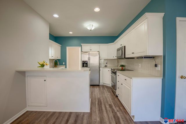 724 Villa Plaza, Papillion, NE 68046