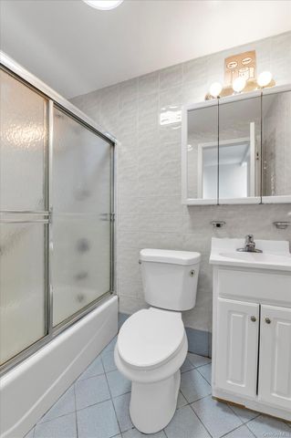 25 W Broadway 207, Long Beach, NY 11561