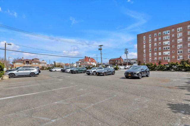 25 W Broadway 207, Long Beach, NY 11561