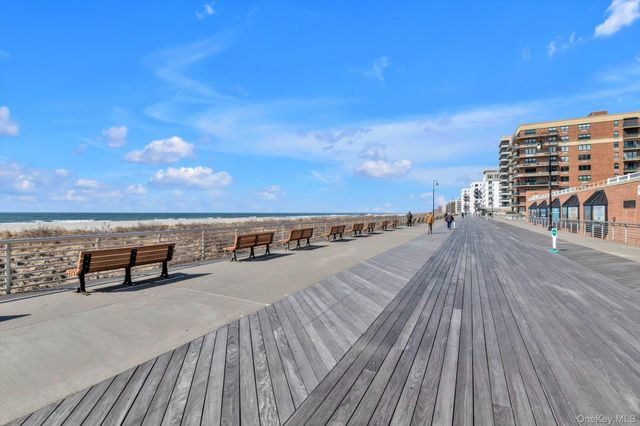 25 W Broadway 207, Long Beach, NY 11561