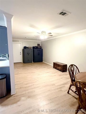 1418 N Lambert Street, Hugo, OK 74743