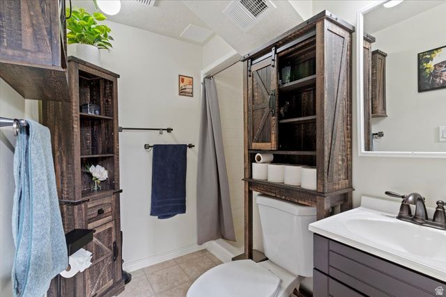 1545 E 975 N, Layton, UT 84040