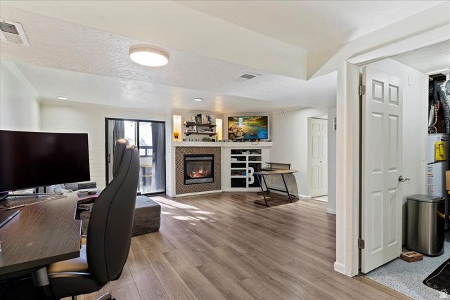 1545 E 975 N, Layton, UT 84040