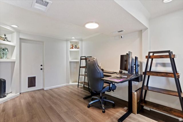 1545 E 975 N, Layton, UT 84040