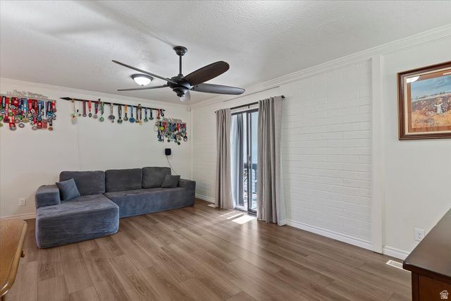 1545 E 975 N, Layton, UT 84040