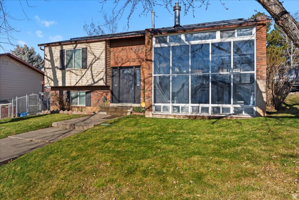 1545 E 975 N, Layton, UT 84040