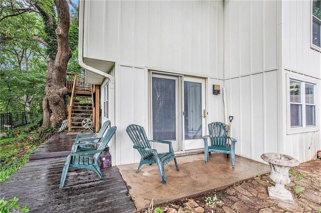 13805 W 78th Terrace, Lenexa, KS 66216