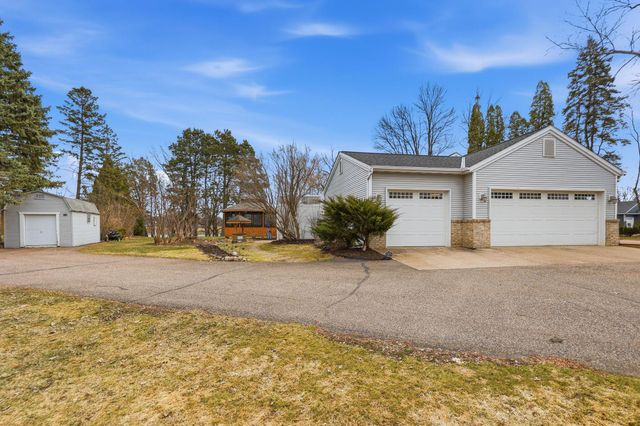 30825 Minnesota Avenue, Lindstrom, MN 55045