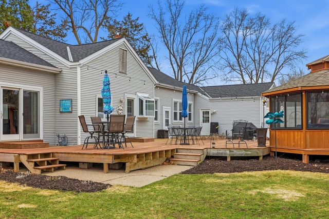 30825 Minnesota Avenue, Lindstrom, MN 55045