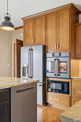 30825 Minnesota Avenue, Lindstrom, MN 55045