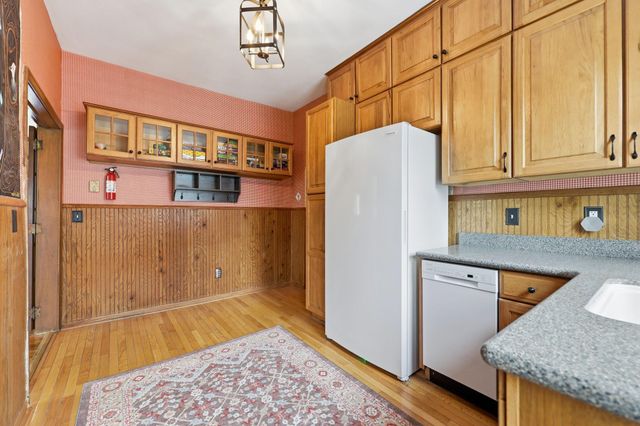 30825 Minnesota Avenue, Lindstrom, MN 55045